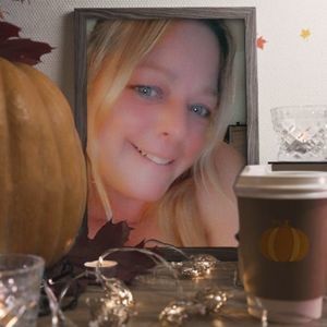 Meet your Posher, Leanne